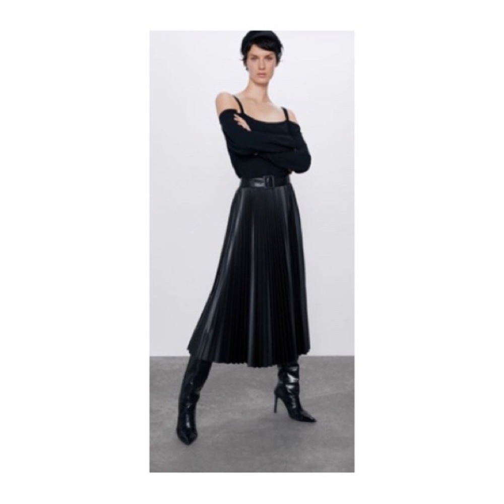 Faux leather skirt